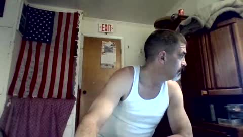 Snapshot of hoglegg99384194 chatting on September 18, 12:42 pm hoglegg99384194 online show from September 18, 12:42 pm