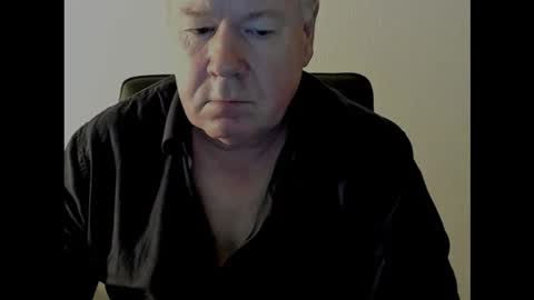 Snapshot of holgerhb53 chatting on September 17, 12:52 pm Holger online show from September 17, 12:52 pm