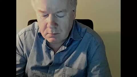 Snapshot of holgerhb53 chatting on March 7, 3:39 pm Holger online show from March 7, 3:39 pm