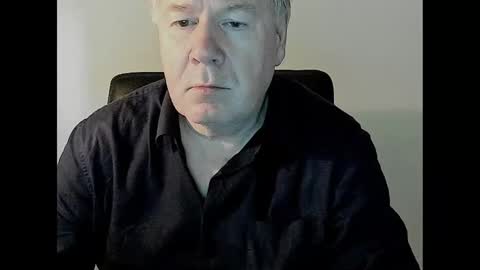 Snapshot of holgerhb53 chatting on March 4, 1:59 pm Holger online show from March 4, 1:59 pm