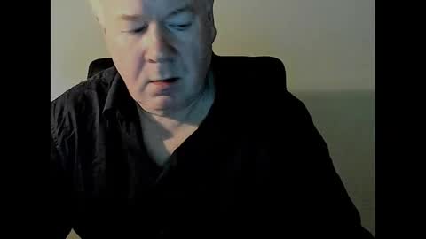 Snapshot of holgerhb53 chatting on February 26, 2:27 pm Holger online show from February 26, 2:27 pm