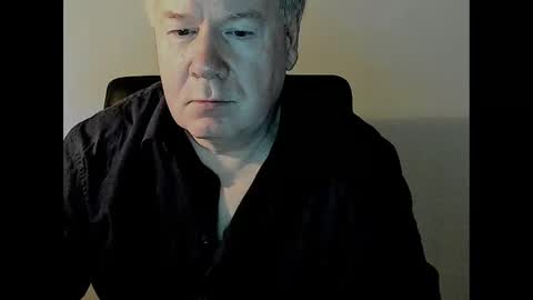 Snapshot of holgerhb53 chatting on February 25, 2:37 pm Holger online show from February 25, 2:37 pm