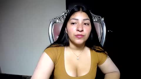 holly online show from February 26, 8:39 am