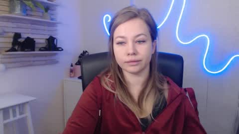 Holly online show from January 20, 4:32 am
