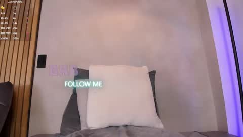 Snapshot of honeyhot69__ chatting on February 22, 11:24 am Sofia independent model online show from February 22, 11:24 am
