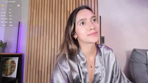 Snapshot of honeyhot69__ chatting on January 20, 5:27 pm Sofia independent model online show from January 20, 5:27 pm