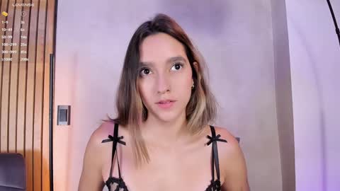 Snapshot of honeyhot69__ chatting on February 2, 11:29 am Sofia independent model online show from February 2, 11:29 am