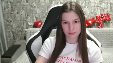 Snapshot of honeyynancyy chatting on March 11, 4:07 pm Nancy online show from March 11, 4:07 pm