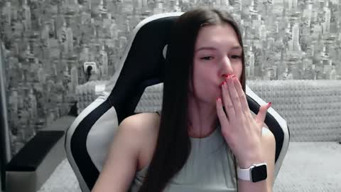 Snapshot of honeyynancyy chatting on February 24, 3:09 pm Nancy online show from February 24, 3:09 pm