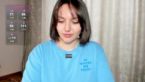 Snapshot of hoot_owl_cb chatting on February 23, 1:13 am Karina online show from February 23, 1:13 am