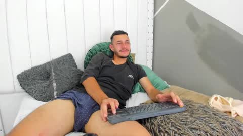 Angel online show from March 8, 1:50 am