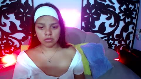 CATALINA Y LAURA  online show from September 10, 4:24 am