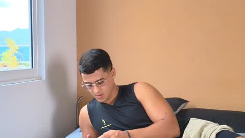 Snapshot of hot69temptation chatting on December 19, 6:45 pm Marcus Tatti online show from December 19, 6:45 pm