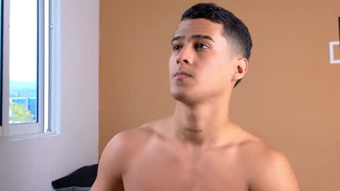 Snapshot of hot69temptation chatting on December 26, 8:32 pm Marcus Tatti online show from December 26, 8:32 pm