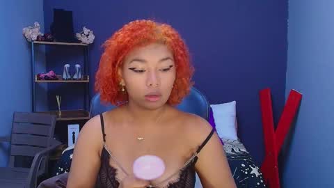 Snapshot of hot_chocolate_4u chatting on February 27, 12:12 pm hot chocolate 4u online show from February 27, 12:12 pm
