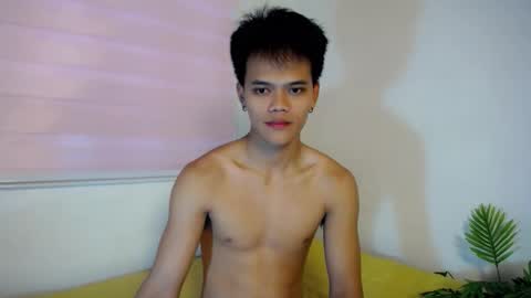 Snapshot of hot_fucker_ chatting on September 14, 3:31 am hot_fucker_ online show from September 14, 3:31 am