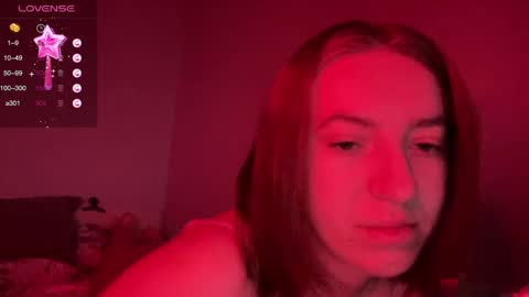 Snapshot of hot_lliinns chatting on March 8, 4:23 am Lina online show from March 8, 4:23 am
