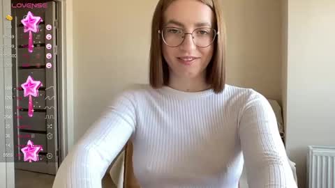 Snapshot of hot_lliinns chatting on February 25, 9:53 am Lina online show from February 25, 9:53 am