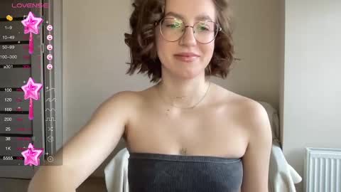 Snapshot of hot_lliinns chatting on February 7, 8:55 am Lina online show from February 7, 8:55 am