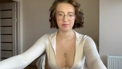 Snapshot of hot_lliinns chatting on December 27, 12:23 pm Lina online show from December 27, 12:23 pm