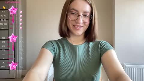 Snapshot of hot_lliinns chatting on March 7, 10:45 am Lina online show from March 7, 10:45 am