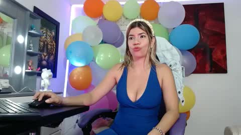 Snapshot of hot_sexy_bunny chatting on September 15, 3:57 pm hot sexy bunny online show from September 15, 3:57 pm