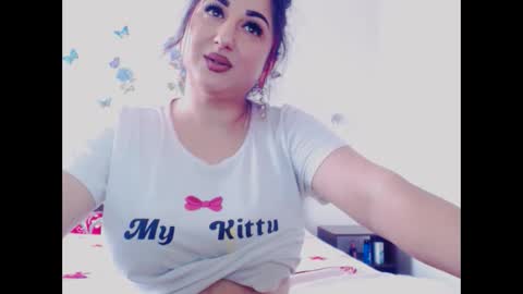 Snapshot of hotboobsmaya chatting on February 28, 11:03 am hotboobsmaya online show from February 28, 11:03 am