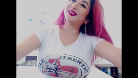Snapshot of hotboobsmaya chatting on February 5, 12:17 pm hotboobsmaya online show from February 5, 12:17 pm