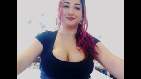 Snapshot of hotboobsmaya chatting on February 12, 9:10 am hotboobsmaya online show from February 12, 9:10 am