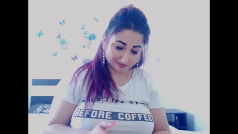 Snapshot of hotboobsmaya chatting on January 29, 11:51 am hotboobsmaya online show from January 29, 11:51 am