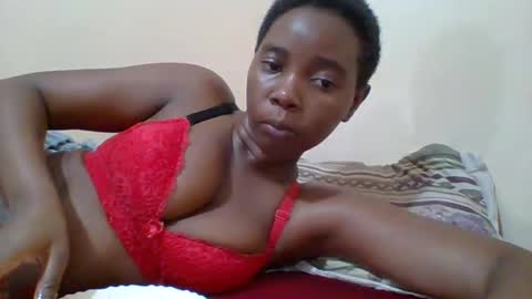 Queen online show from February 17, 3:33 pm
