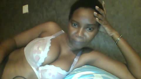Queen online show from February 11, 6:11 pm