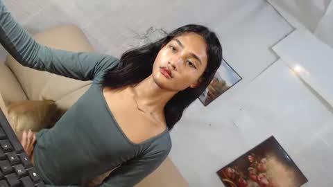 hothornyjackie online show from February 18, 5:20 am
