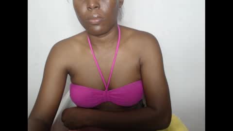 hotjessie0 online show from February 11, 7:44 am