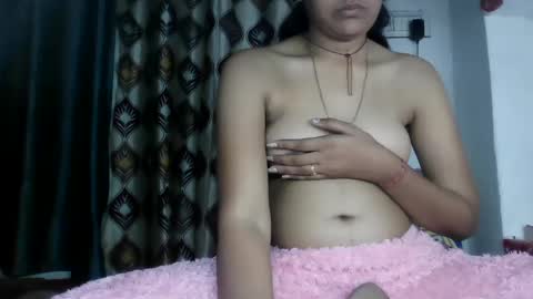 Snapshot of hotnsweetindian chatting on February 9, 1:03 pm lola online show from February 9, 1:03 pm