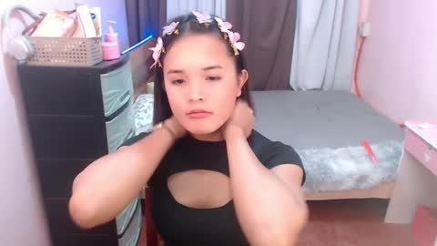 hotpinay_rhowe online show from February 24, 10:15 am