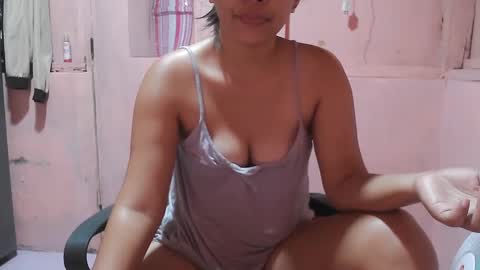hotpink4u04 online show from February 3, 2:58 am