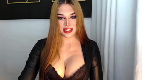 Snapshot of hotstellacumxxx chatting on January 12, 7:21 am STELLA online show from January 12, 7:21 am
