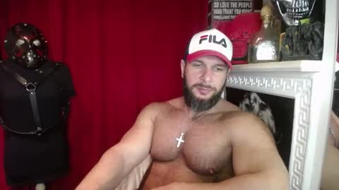 hotterlrg online show from December 9, 5:18 am
