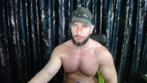 hotterlrg online show from March 1, 3:21 am