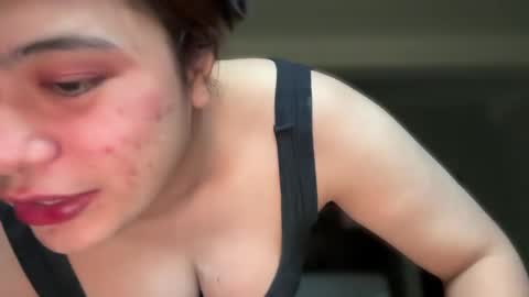 Snapshot of hottransgirl_hugecockyy chatting on January 23, 9:18 am Imyoursexy Hotangela online show from January 23, 9:18 am