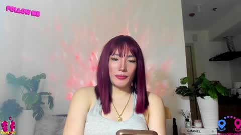 crishinahotty online show from February 13, 7:45 am