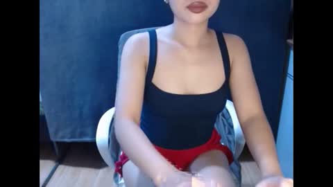 Snapshot of hotwetpinay4u chatting on February 8, 1:01 pm HOTwetPINAY4u online show from February 8, 1:01 pm
