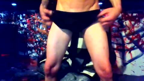 Snapshot of howbowdadareboy33 chatting on January 26, 12:01 pm ask me online show from January 26, 12:01 pm