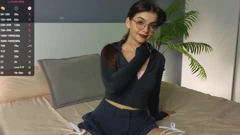 Diane online show from February 28, 7:46 pm