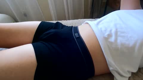 HugeCumshots online show from January 5, 9:57 pm