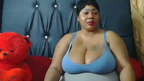 humongoustitss500929 online show from September 14, 3:57 pm