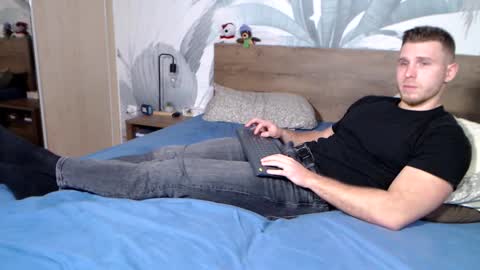Snapshot of hunterbridges chatting on January 23, 5:31 pm Hunter Bridges online show from January 23, 5:31 pm