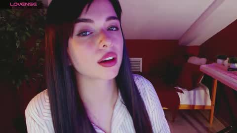Julia online show from September 19, 9:07 pm