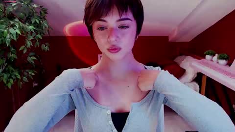 Julia online show from September 10, 1:34 pm